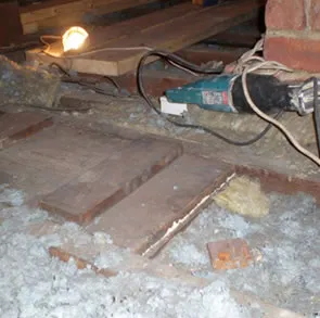 Loose-fill asbestos insulation